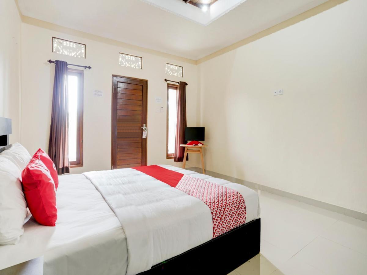 Oyo 90711 Blembong Homestay Jimbaran Dış mekan fotoğraf
